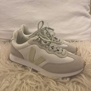 VEJA rio bronco sneaker